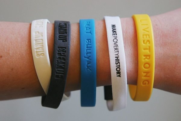 5 consejos para personalizar las pulseras para tu evento 1 5 consejos para personalizar las pulseras para tu evento