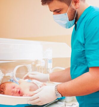 Ventajas de contar con enfermeras para bebés en etapas críticas 1 Ventajas de contar con enfermeras para bebés en etapas críticas