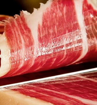 Jamón ibérico de cebo de campo de Extremadura: tradición, sabor y excelencia culinaria 2 Jamón ibérico de cebo de campo de Extremadura: tradición, sabor y excelencia culinaria