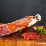 El placer de la cocina gourmet: cómo disfrutar al máximo el lomo ibérico de bellota