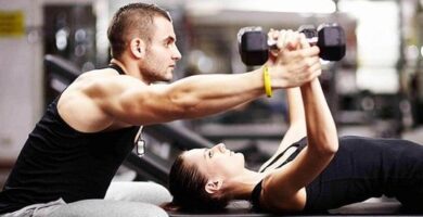 Beneficios de superficies especializadas para entrenamientos de alto impacto