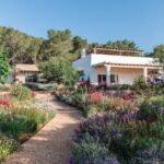 Descubre unas vacaciones mediterráneas inolvidables eligiendo el refugio perfecto para descansar y reconectar