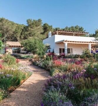 Descubre unas vacaciones mediterráneas inolvidables eligiendo el refugio perfecto para descansar y reconectar